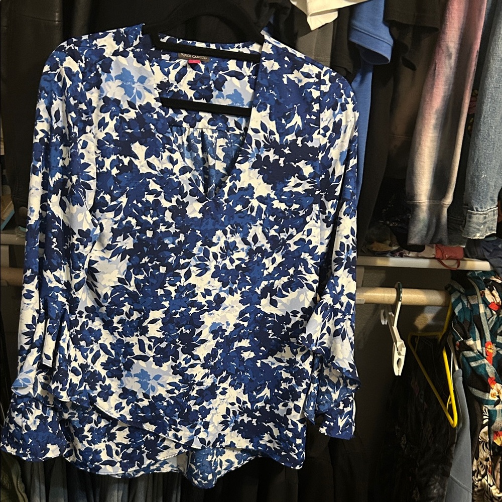 Vince camuto top xs